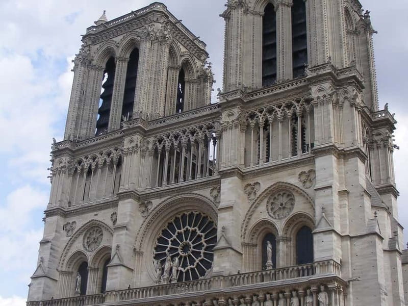 Paris 6-Hour Private Guided Walking Tour - Notre-Dame and the medieval center