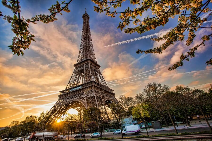 Paris: Access Eiffel Tower Summit or Second Level - The walk to the Iron Lady