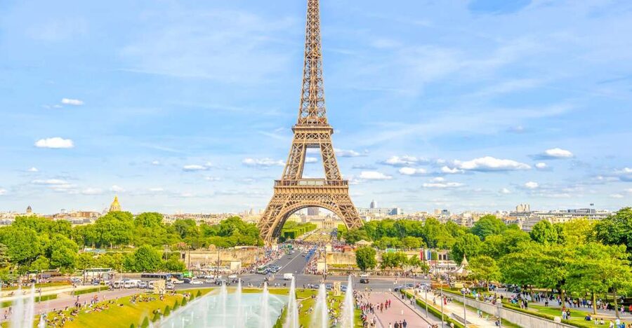 Paris: Access to the Eiffel Tower's 2nd Floor - The introduction: short, useful, and easy to follow