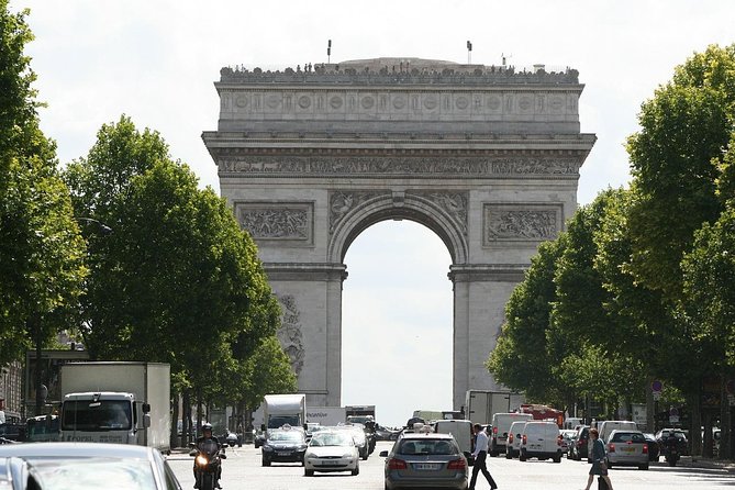 Paris Airport Layover Tour - The Louvre and Musée d’Orsay are best treated as exterior stops