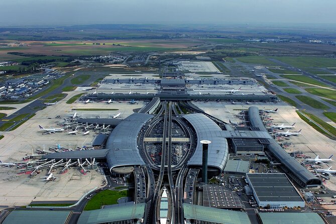 Paris Airports Private Roundtrip Transfer - Who should book this Paris transfer?