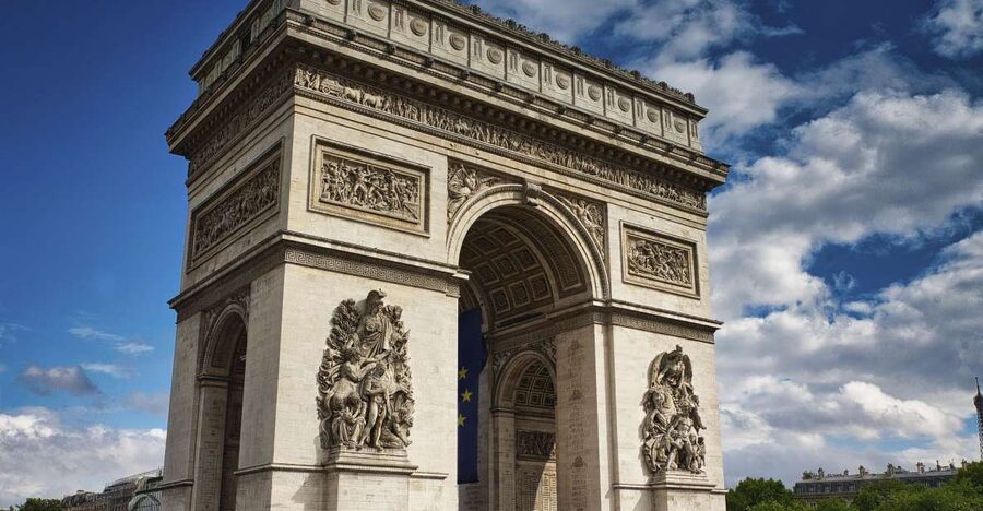 Paris: Arc de Triomphe Entry and Walking Tour - Walking the Champs-Élysées with a sense of place