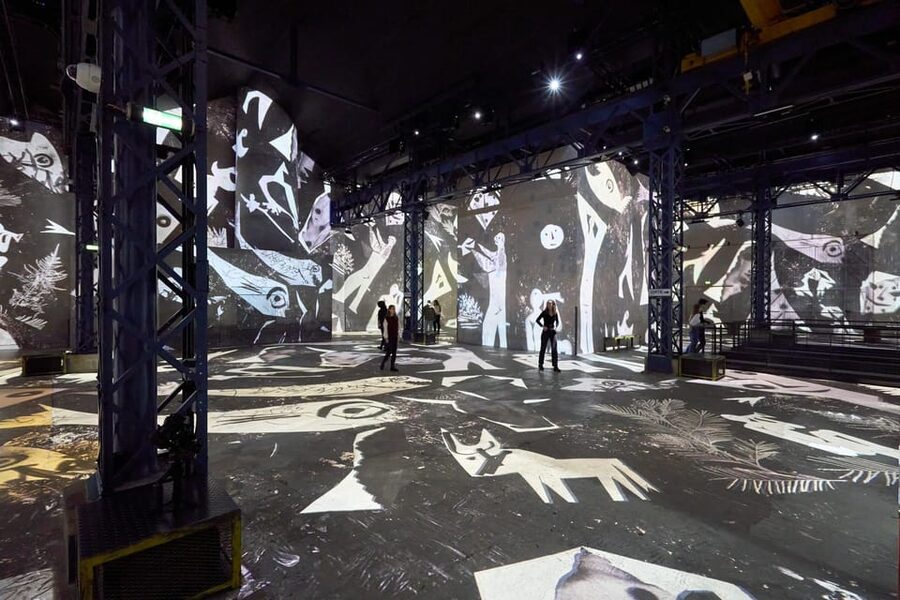 Paris : Atelier des Lumières admission ticket - Rousseau, au pays des rêves