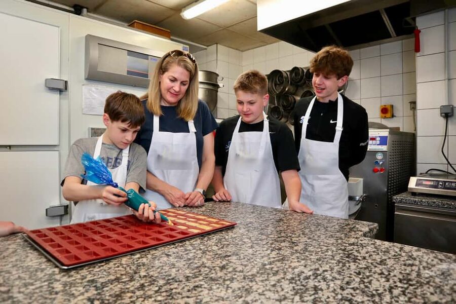 Paris: Baking Insider Experience with a Professional Baker - Financiers and the sweeter side of the class