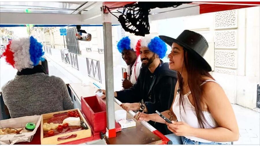 Paris: Beer Bike Bar With Drinks Included - Should you book the Paris beer bike?