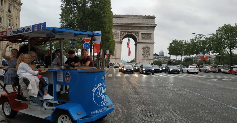 Paris: Beer Bike Bar With Drinks Included - Trocadéro gives you the Eiffel Tower view