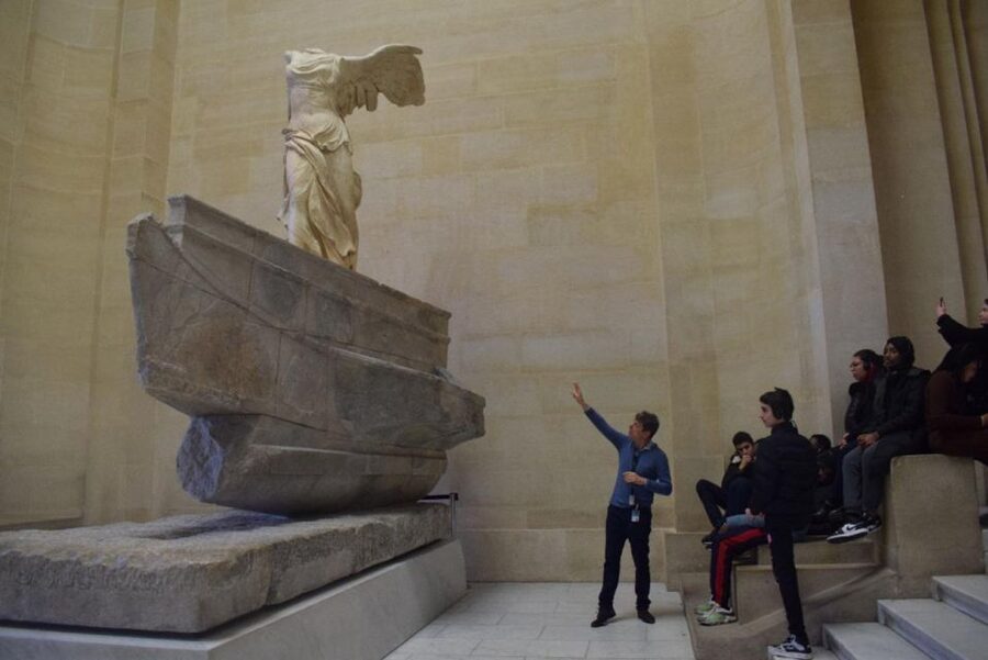 Paris: Best of the Louvre Guided Tour with Pre-booked Ticket - The Mona Lisa without losing the rest of the museum