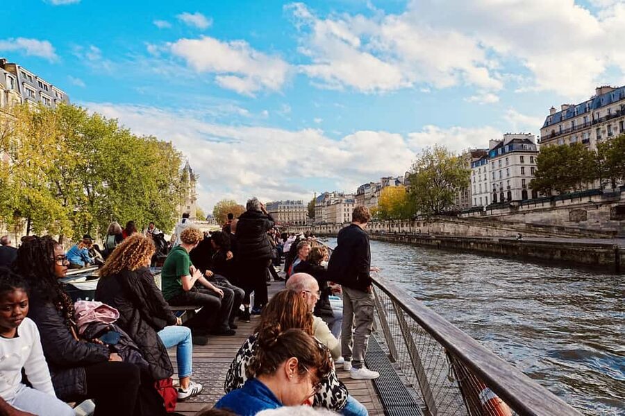 Paris: Big Bus Hop-on Hop-off Tour and Seine River Cruise - Audio, comfort, and practical limits