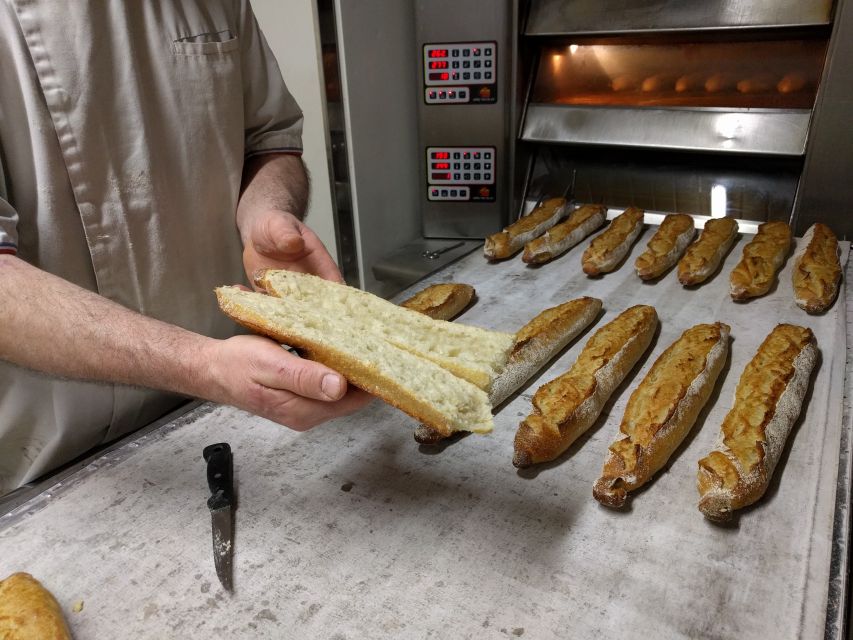 Paris: Bread and Croissant-Making Class - Why the translator matters