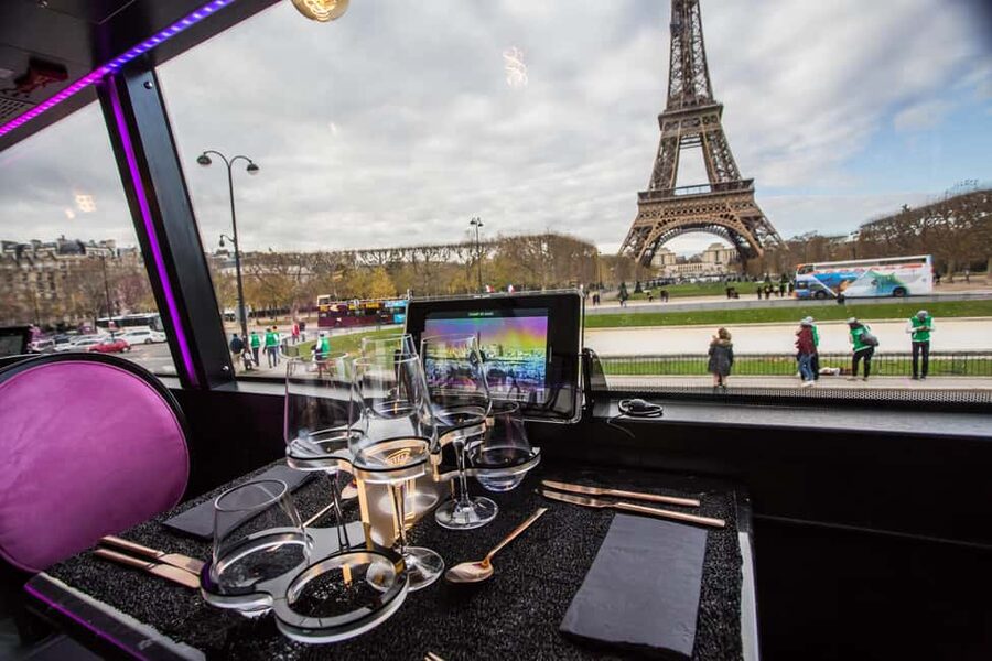 Paris: Bus Toqué Tour with 5-Course Dinner and Champagne - The five-course dinner while landmarks pass