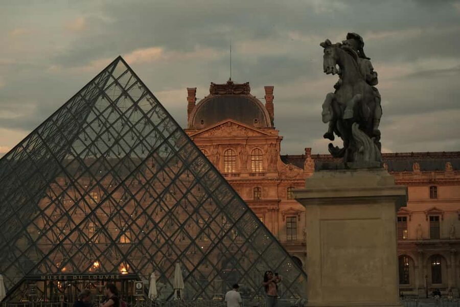 Paris By Night: 3-Hour Guided Bike Tour - The route: from Opéra to Place Vendôme
