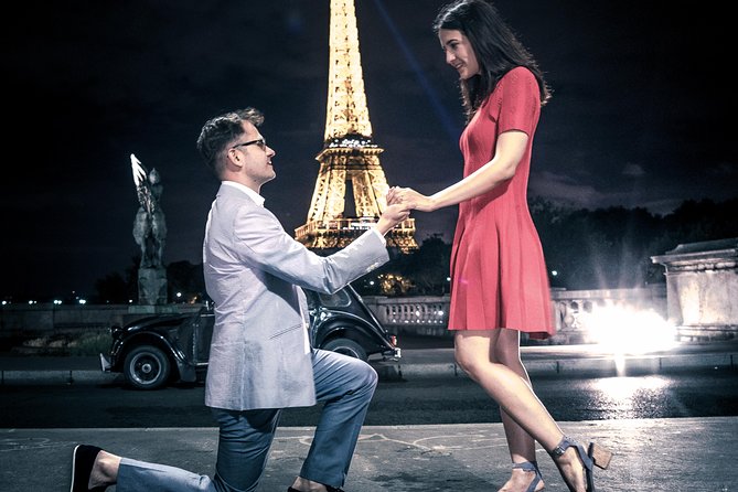 Paris by Night - Quiet islands and old Paris neighborhoods