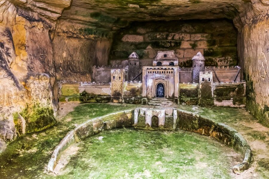 Paris: Catacombs Restricted Access Tour - The 130-step descent into old Paris