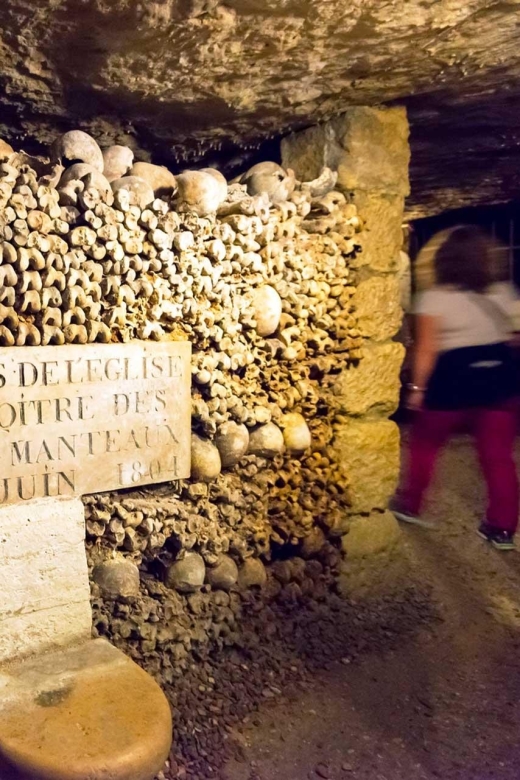 Paris: Catacombs Ticket and Seine River Cruise - What the Catacombs experience is really like