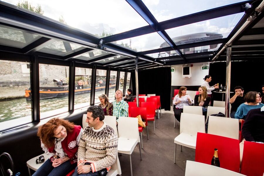 Paris: Champagne Tasting Cruise Departure from Eiffel Tower - Should you book the Paris Champagne cruise?