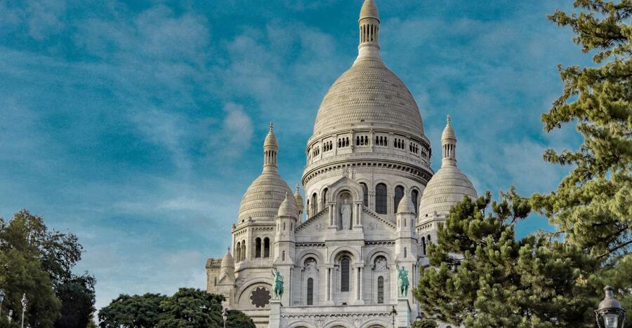 Paris: Charms of Montmartre Guided Walking Tour - Key points at a glance