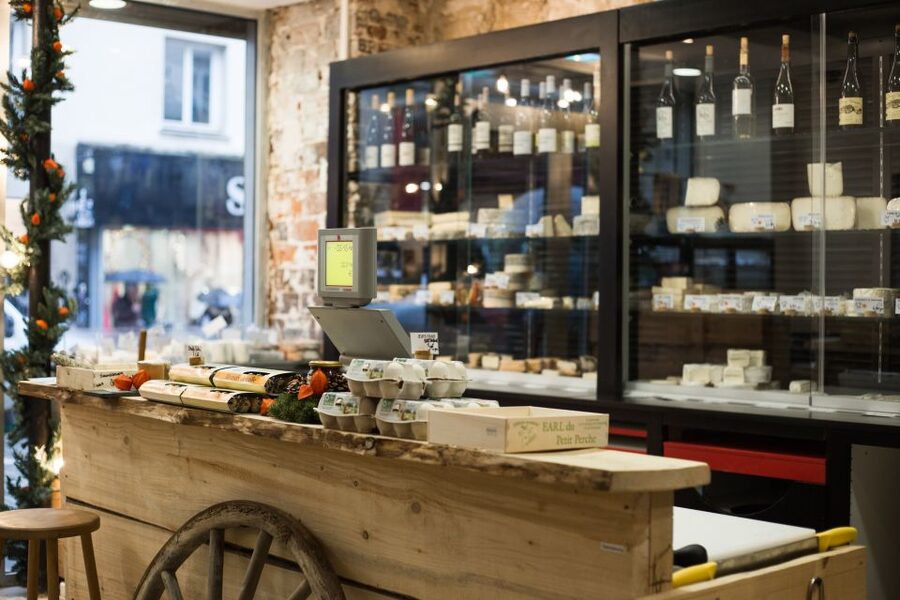 Paris: Cheese and Wine Class in a 17th Century Cellar - Should you book it?