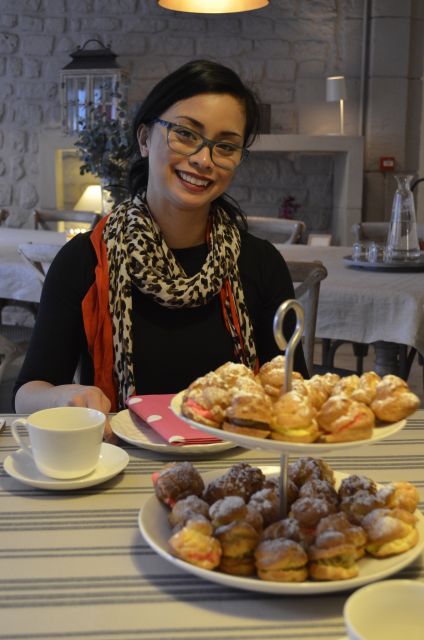 Paris: Choux Pastry and Chocolate Éclair Making Class - Piping éclairs and shaping cream puffs