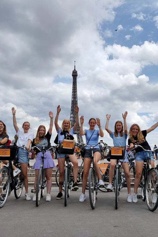 Paris: City Highlights Bike Tour - Hôtel de Ville, Île de la Cité, and Notre Dame