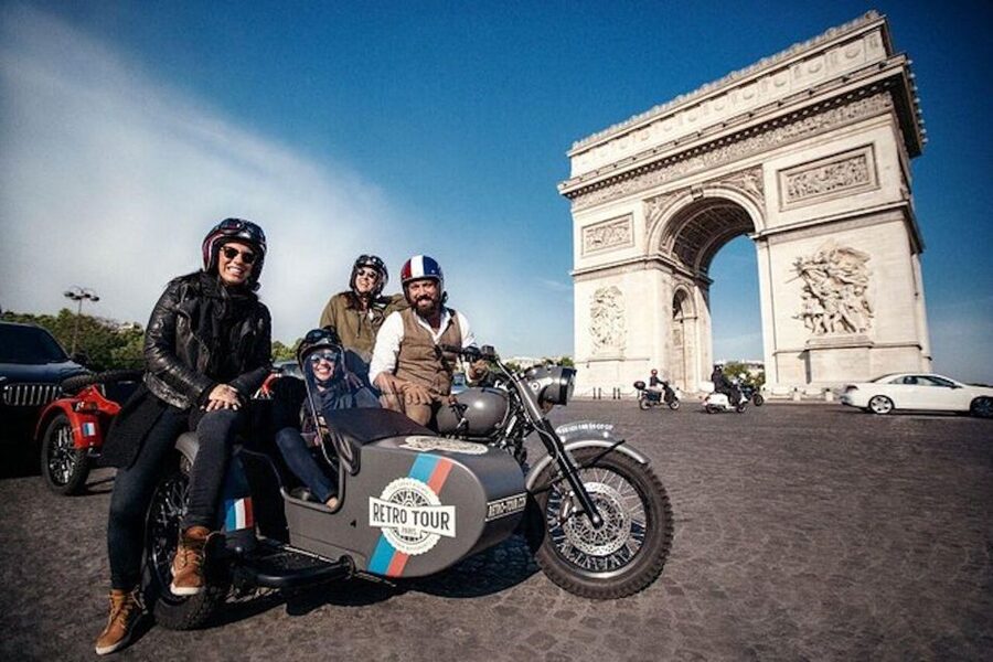 Paris: City Highlights Tour by Vintage Sidecar - Les Invalides and the grand avenues