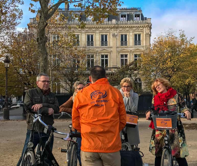 Paris: City Pass – Eiffel, Louvre & 27+ Must-See Sights - Seeing Paris from the river and the bus