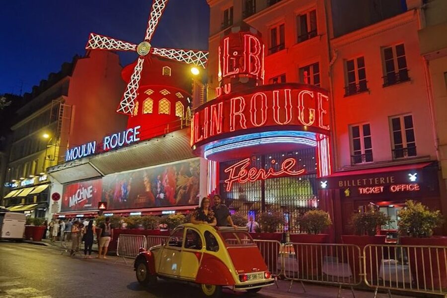 Paris: City Sightseeing Tour at Night in Vintage Car - Why a night tour in a 2CV works so well