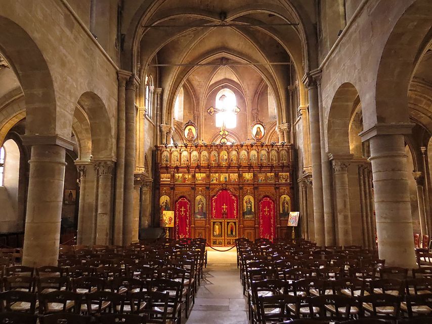 Paris: Classical Music Concert in Saint-Julien-le-Pauvre - Inside Saint-Julien-le-Pauvre