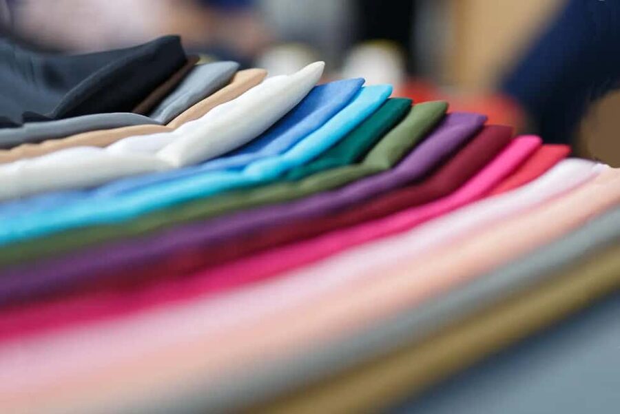 Paris: Color analysis - Reaching the Canal Saint Martin studio