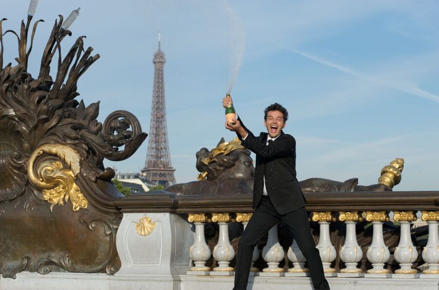 Paris: Comedy Show in English - How to Become a Parisian - Why the English language matters