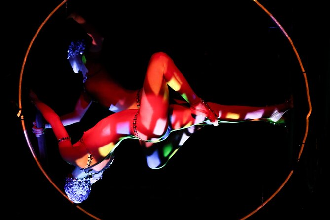 Paris: Crazy Horse Cabaret Show - Sensual, but not a traditional strip show