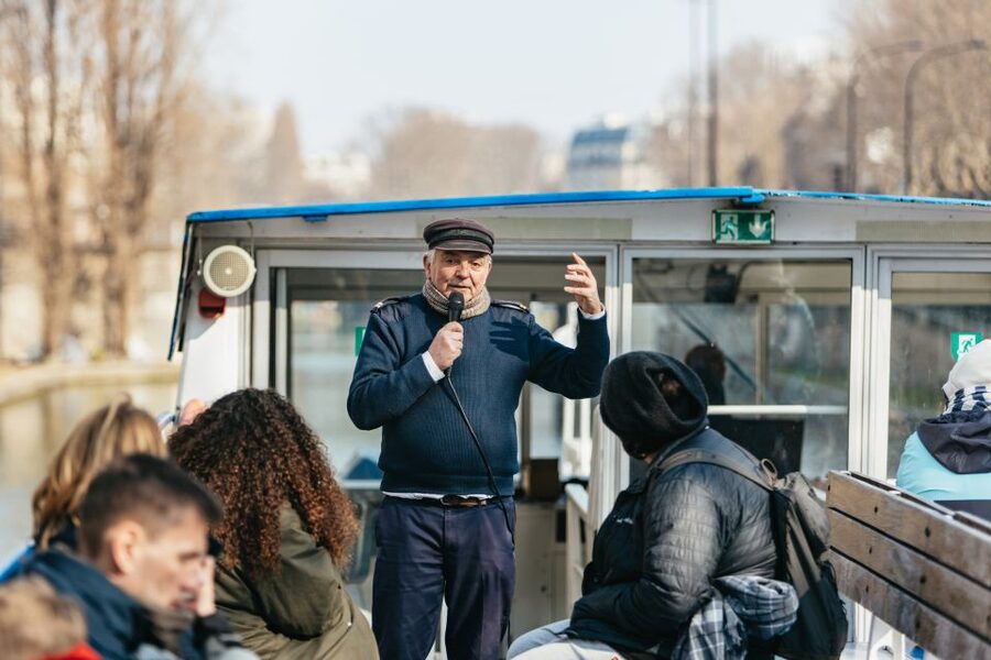 Paris: Cruise on the Saint-Martin Canal and the Seine River - Reaching Bastille and joining the Seine