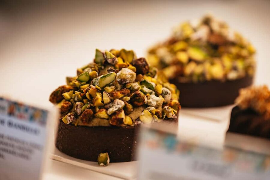 Paris: Curated Sweet Tour by a French Pastry School - What the guide adds to the pastries