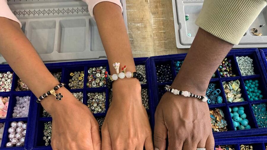 Paris: Custom Souvenir Bracelet Workshop - Making a Personal Souvenir in Central Paris