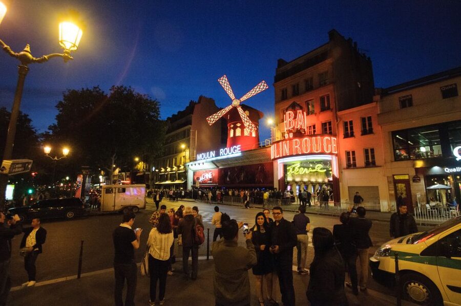 Paris: Dinner Show at the Moulin Rouge - Seating: the detail that can shape your evening