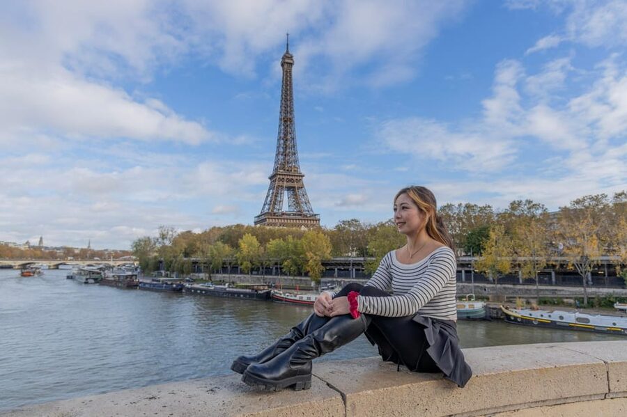 Paris: Eiffel Area Private Photoshoot - What you actually receive after the session