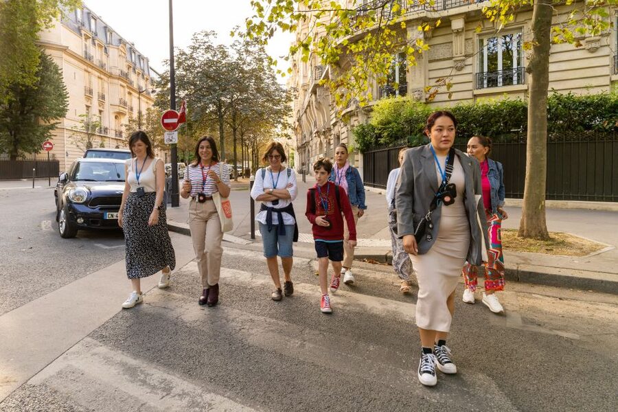 Paris: Eiffel Tower 2nd Floor or Summit Access - The introduction: more than a ticket handoff