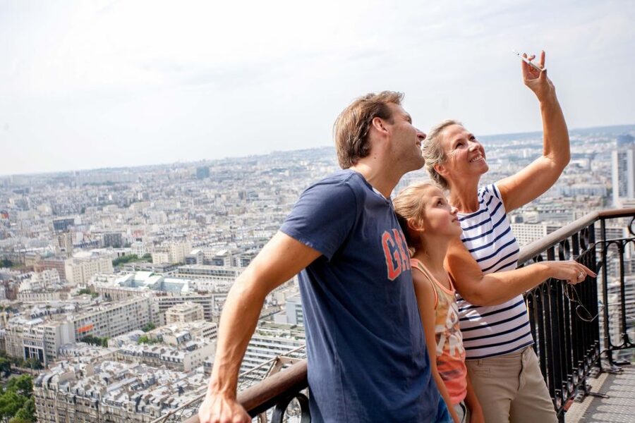 Paris: Eiffel Tower Access by Elevator & Seine River Cruise - Planning the timing, especially after dark