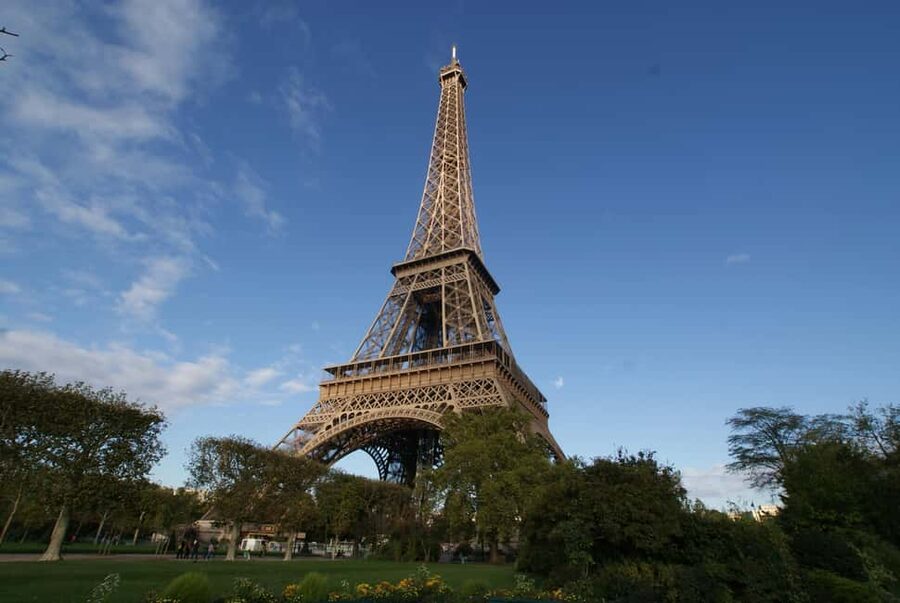 Paris: Eiffel Tower Elevator 2nd Level and Summit Access - Practical Booking Advice