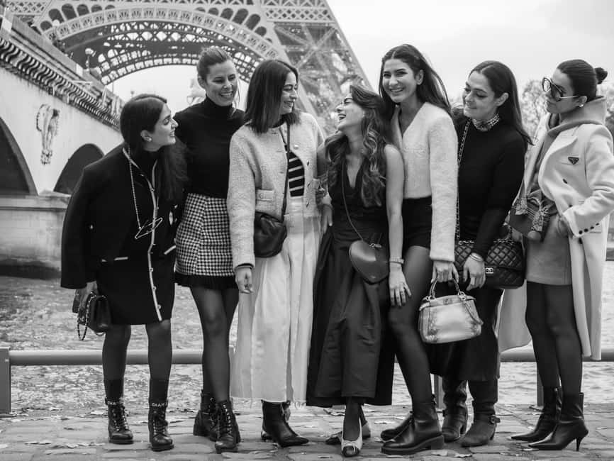 Paris: Eiffel Tower Private Photoshoot Experience - Key points to know before booking