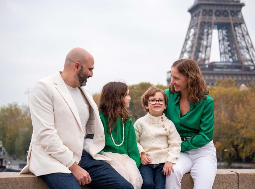 Paris: Eiffel Tower Private Photoshoot Experience - Why this Eiffel Tower photoshoot works well