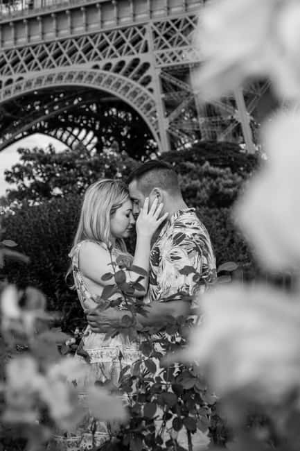 Paris: Eiffel Tower Street Photoshoot - Is $51 good value for Paris photography?