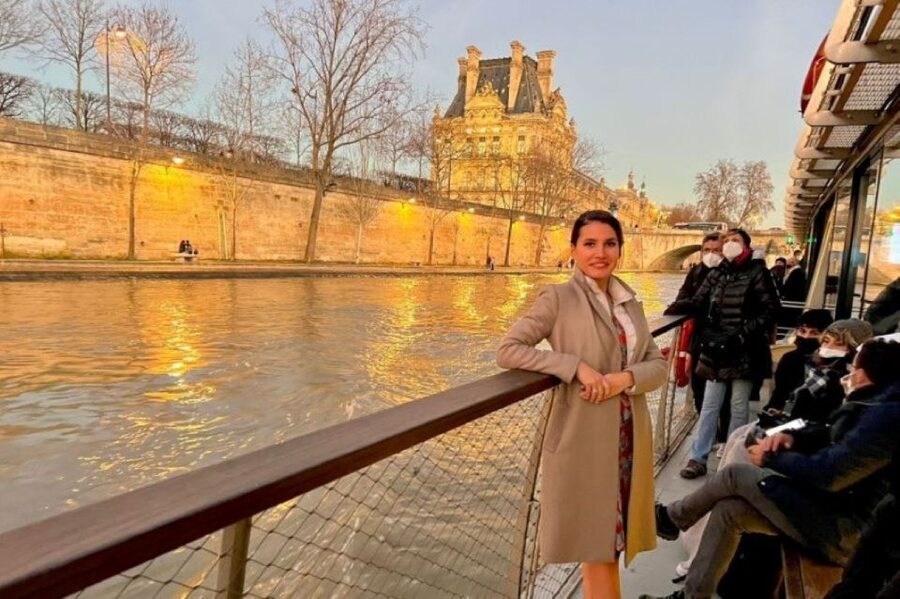 Paris: Eiffel Tower Summit Floor Ticket & Seine River Cruise - Practical limits and access details