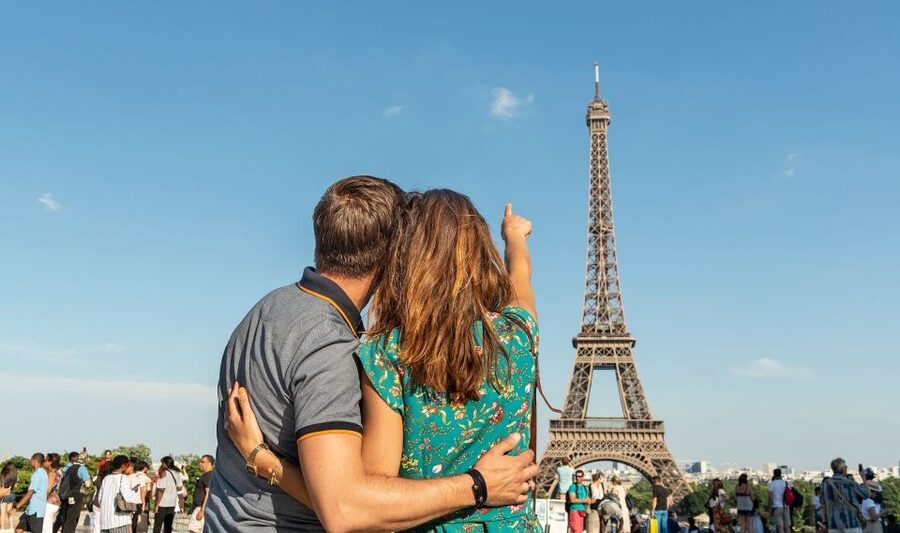 Paris: Eiffel Tower Tickets and City Bus Tour - Who should choose this experience?