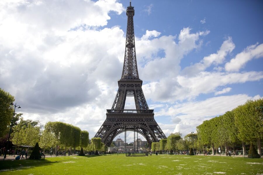 Paris: Eiffel Tower Tour & Seine River Cruise Tour - Seeing Paris from the Seine