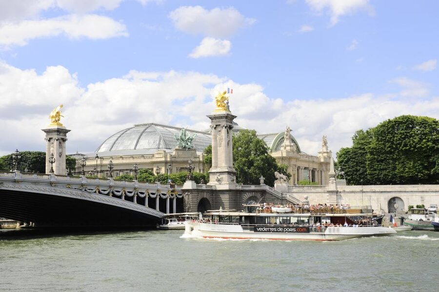 Paris: Eiffel Tower Tour & Seine River Cruise Tour - Who will enjoy this most