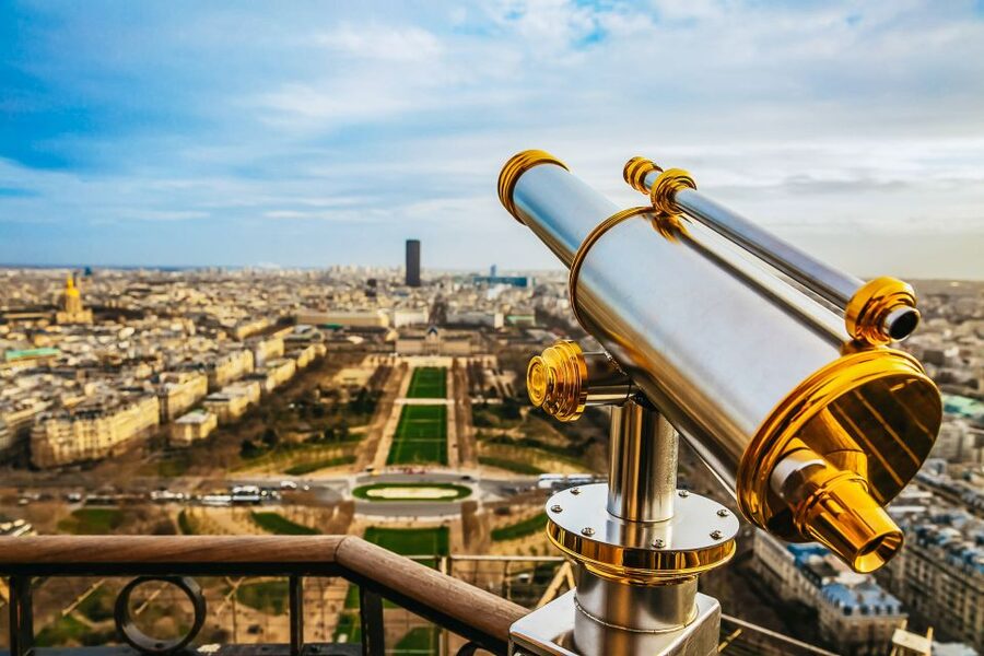 Paris: Eiffel Tower Tour with Summit or 2nd Floor Access - Entering the Eiffel Tower with pre-purchased tickets