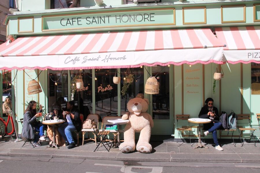 Paris: Emily Inspired Walking Tour - The Paris Square Linked to the Agency