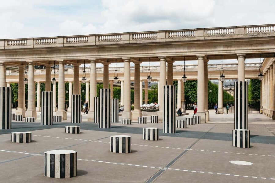 Paris: Emily TV Show Locations Guided Walking Tour - Place de Valois and Emily’s workplace