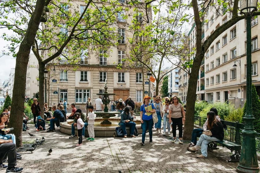 Paris: Emily TV Show Locations Guided Walking Tour - Avenue de l’Opéra and the route toward the finish