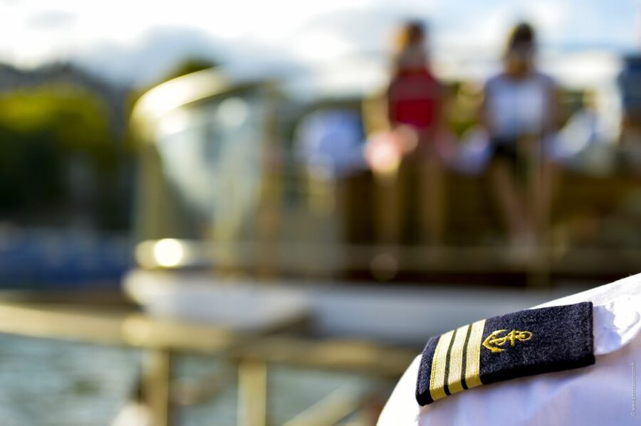 Paris: Family-Friendly River Seine Guided Cruise - Starting beneath the Eiffel Tower